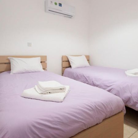 Viola Flat 303 Lárnaca Exterior foto